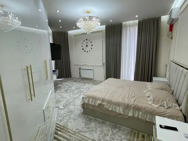 2-комн. квартира, 17 этаж, 85м², дом печать, Душанбе