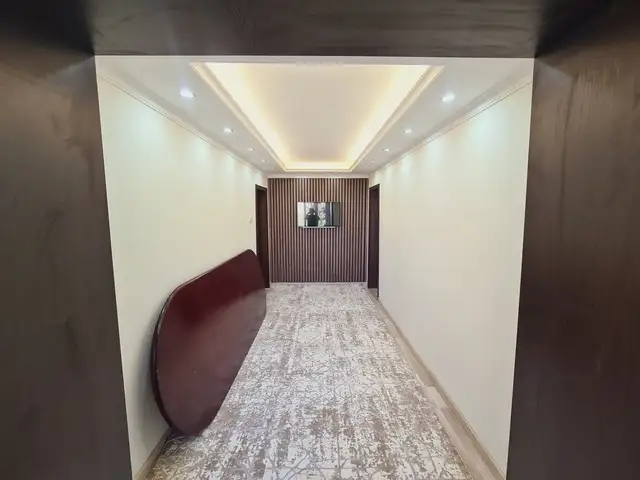 5-комн. квартира, 3 этаж, 118 м², 4мкр, 6 дом, Турсунзода - 5