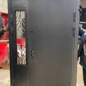 Железная дверь, Душанбе