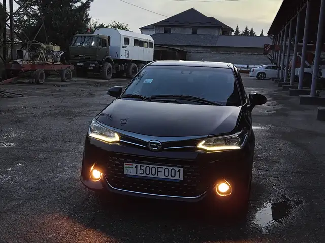 Toyota Fielder
