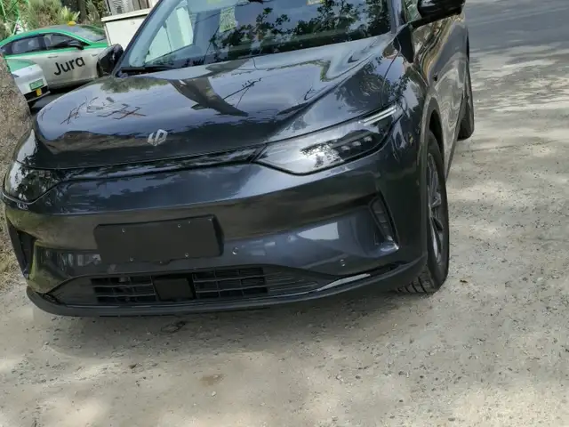 Leapmotor C11