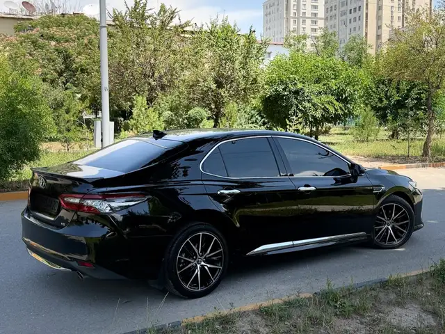 Toyota Camry, 2019, Душанбе - 9