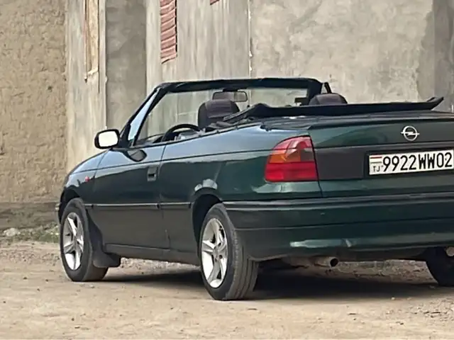 Opel Astra F