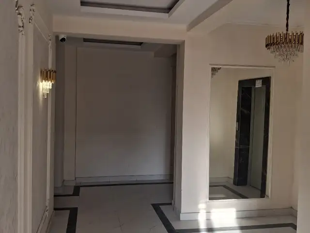 3-комн. квартира, 9 этаж, 116 м², 8 мкр, Ҳисор