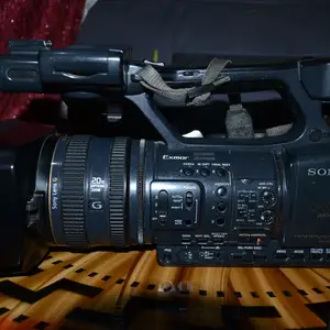 Видеокамера Sony AX2000, Кабодиён