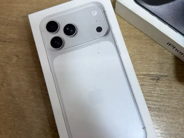 Apple iPhone 17 Pro Max, 1 tb, Silver, Хуҷанд