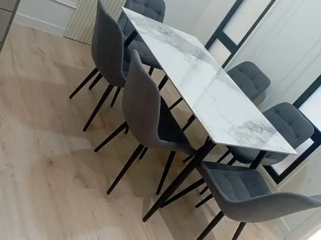 Стол Мраморный, Душанбе