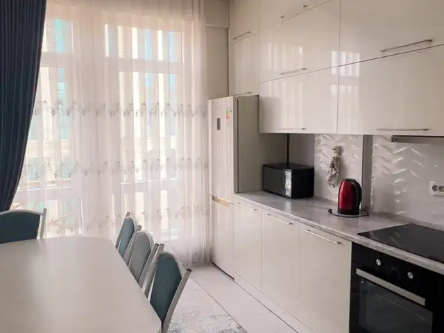 3-комн. квартира, 13 этаж, 75 м², И. Сомони, Овир, Душанбе - 9