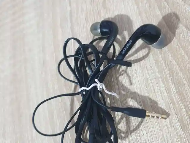 Наушники Samsung, Бохтар (Курган-Тюбе)