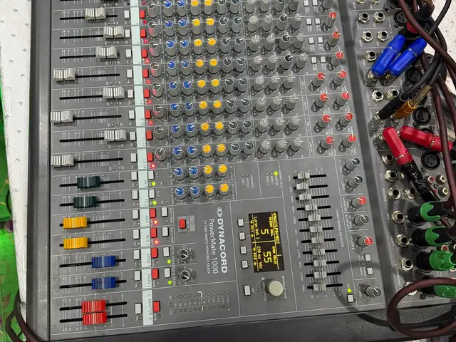 Динакорд Dynacord power mate 1000-3, Исфара