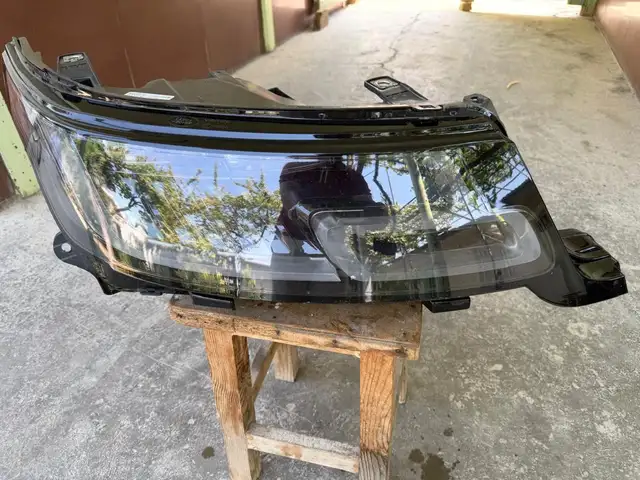 Передняя фара на range rover sport, Худжанд