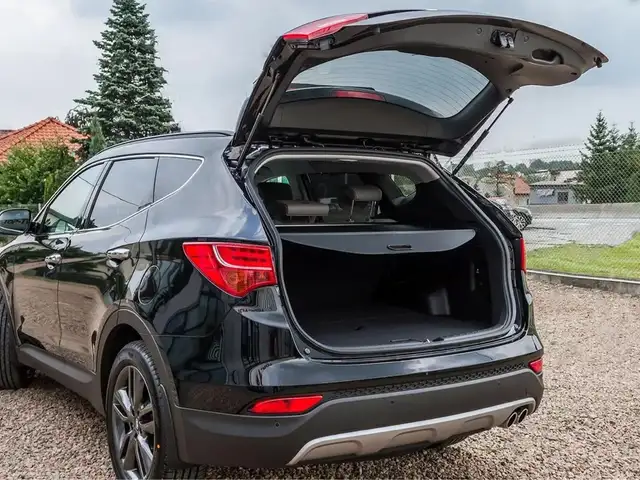 Задняя шторка от Hyundai Santa Fe 2014, Хуҷанд