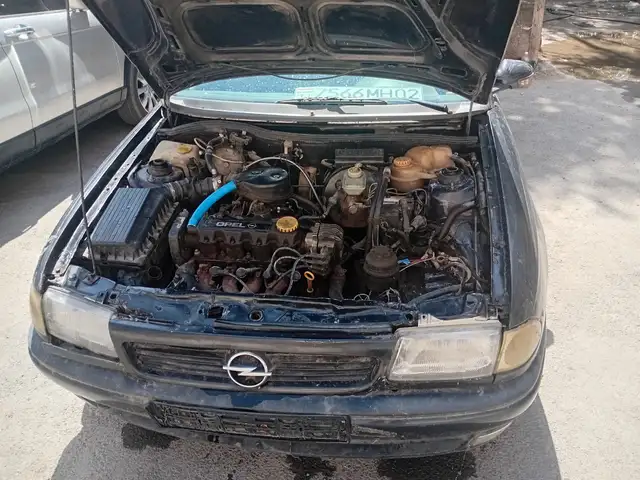 Opel Astra F