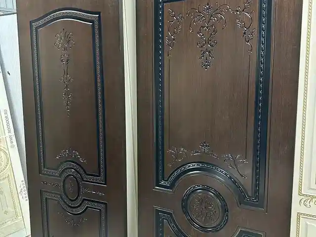 Дверь, Душанбе