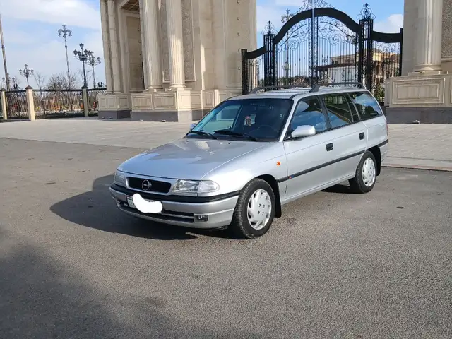 Opel Astra F