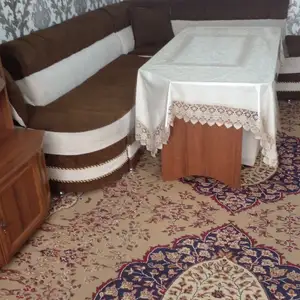 Угловой диван, Хуҷанд