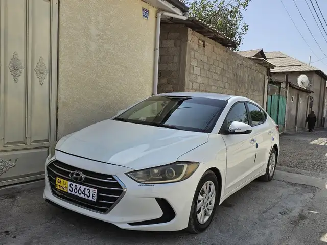 Hyundai Elantra