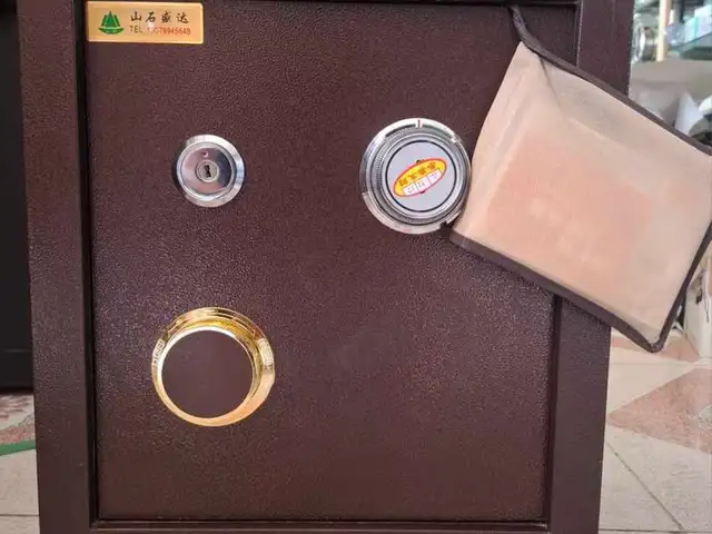 Сейф металлический, Душанбе