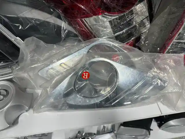 Крышка противотуманных фар на Toyota Camry 3 XLE, Душанбе