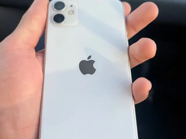Apple iPhone 11, 128 gb, White, Худжанд