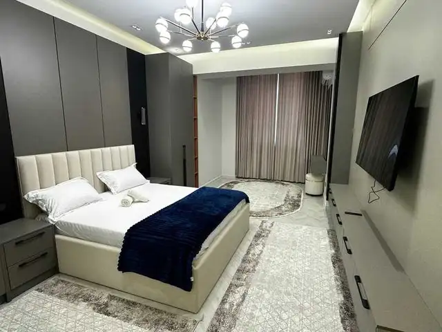 2-комн. квартира, 10 этаж, 83м², Шохмансур доми Бахт зе, Душанбе