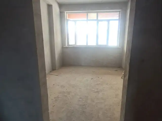 3-комн. квартира, 1 этаж, 83 м², Полекленика 5, Хуҷанд