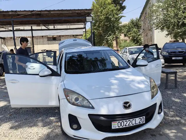 Mazda 3