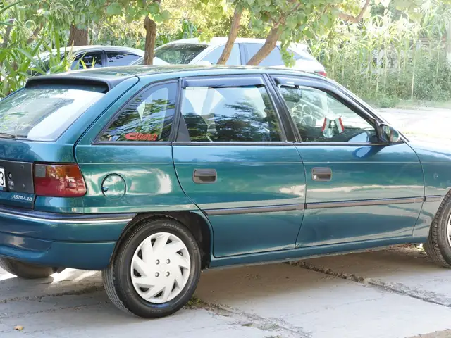 Opel Astra F