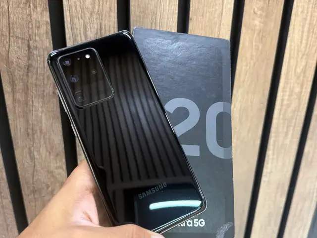 Samsung Galaxy S20 Ultra 5G 12/128 Gb 2SIM Vietnam Black, Душанбе