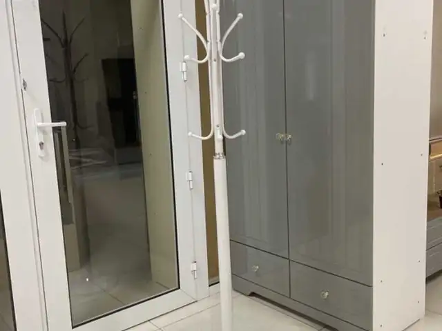 Вешалка, Душанбе