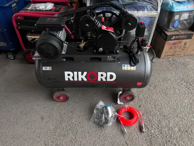 Компрессор 120л 3квт, Худжанд