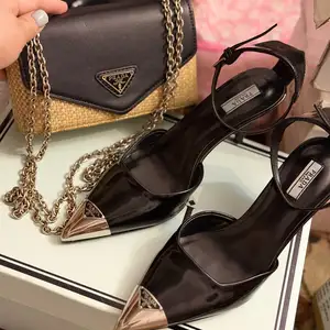 Комплект Клатч + Туфли Prada, Душанбе