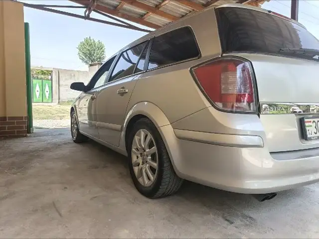 Opel Astra H