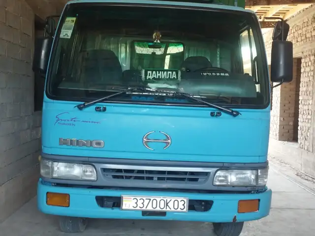 Бортовой грузовик Hino, 1997, Бохтар (Курган-Тюбе)