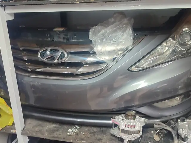 Передний Бампер на Hyundai Santa 2012, Душанбе