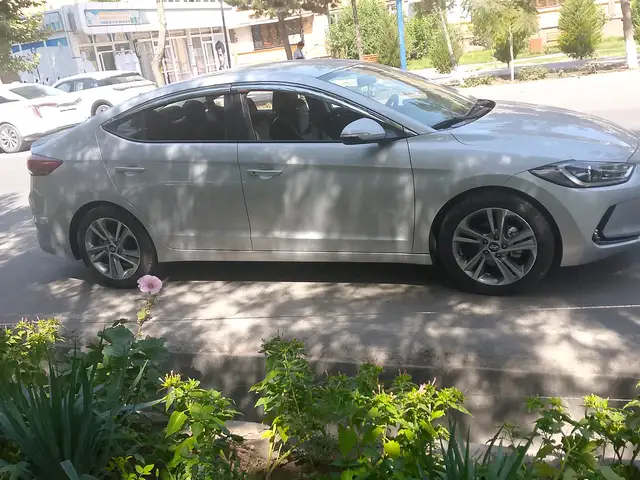 Hyundai Avante