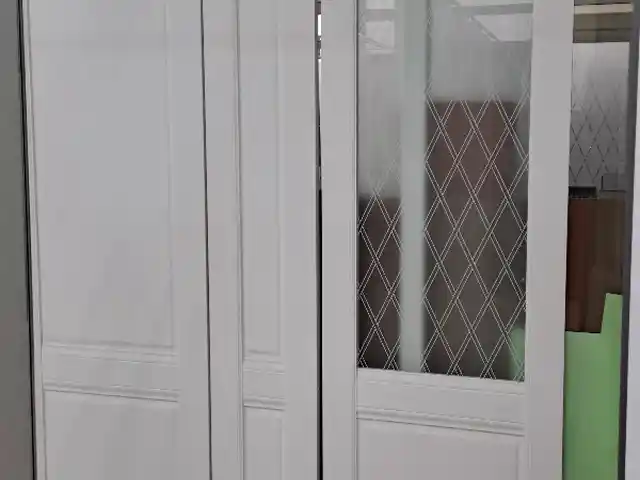 Дверь, Душанбе