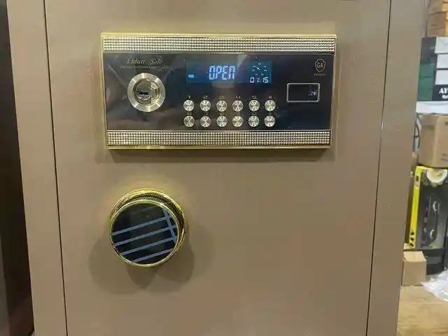 Cейф 45, Душанбе