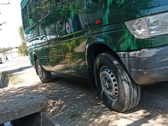 Mercedes-Benz Sprinter, 2000, Истаравшан