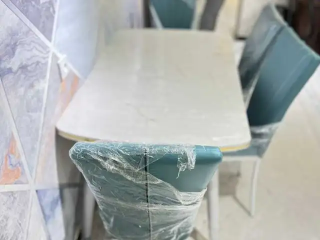 Стол и стулья, Душанбе