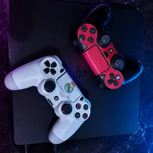 Игровая приставка Playstation 4 slim, Душанбе