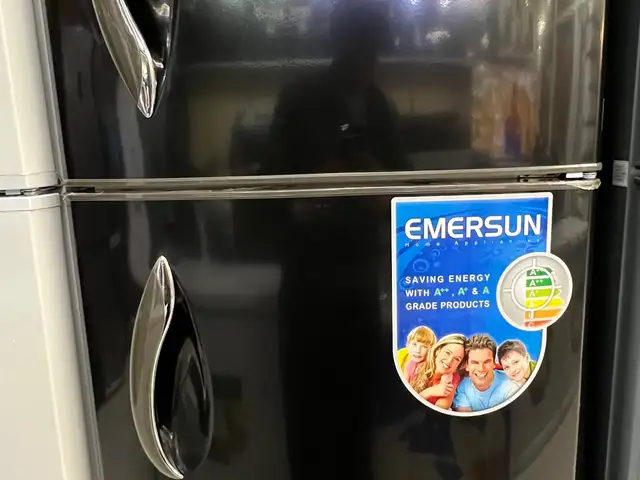 Холодильник EMERSUN 175/70, Душанбе