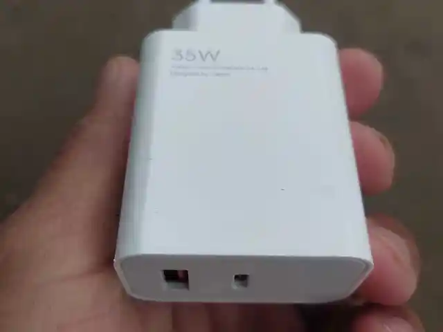 Блок питания Mi 35W 3.5А, Бохтар (Курғон-Теппа)