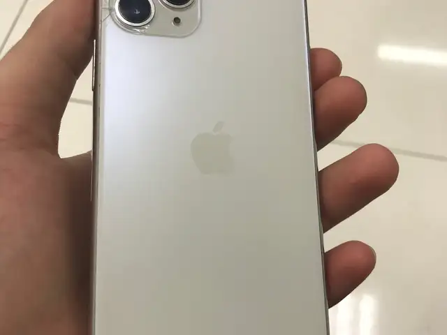 Apple iPhone 11 Pro, 64 gb, Silver, Душанбе