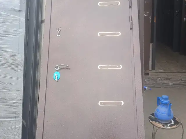 Дверь, Душанбе
