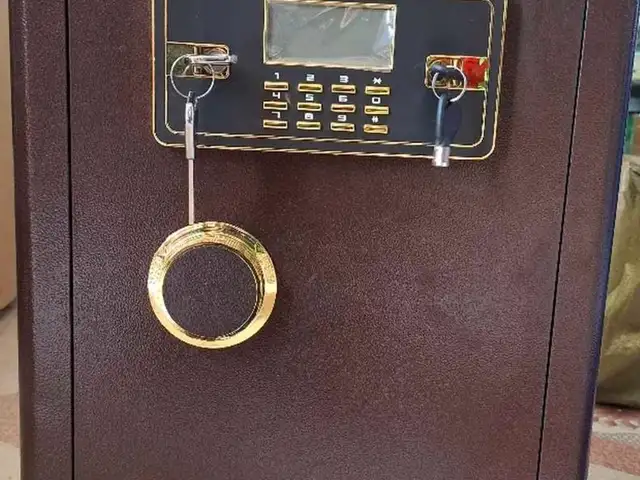 Сейф металлический, Душанбе