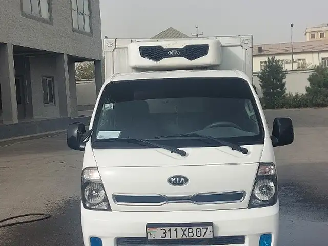 Бортовой автомобиль KIA Bongo 3, 2013, Душанбе