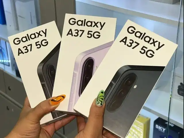 Samsung Galaxy A37 5G 8/256Gb, Душанбе