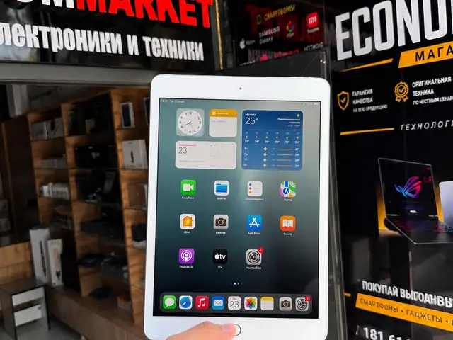 Планшет Apple iPad 8th Generation 10.2 128 Гб, Душанбе