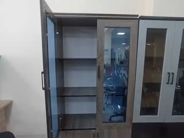Книжный шкаф, Душанбе